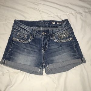 Miss Me shorts🌸receive free gift w/purchase🌸